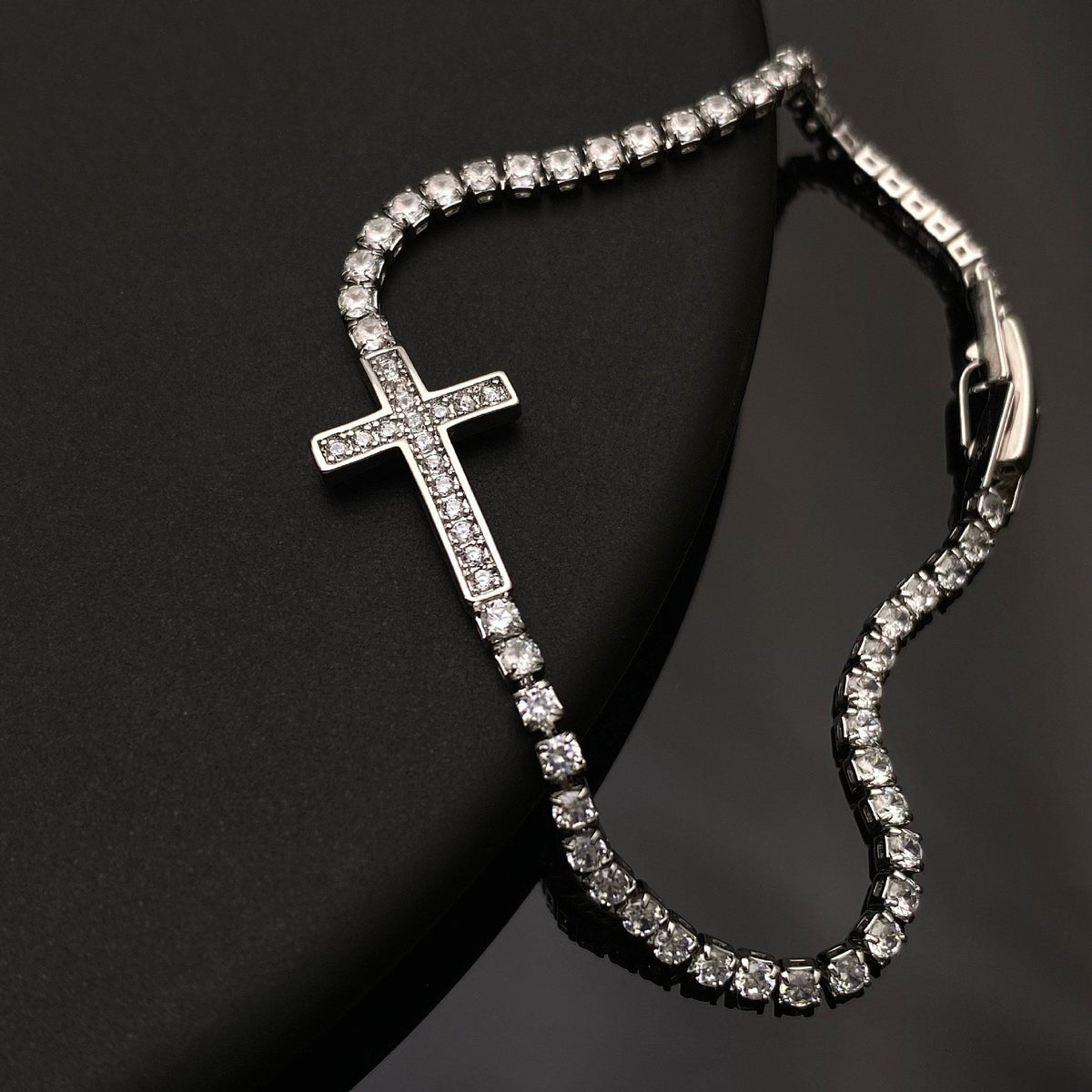 Fashion Retro Full Diamond Cross Bracelet