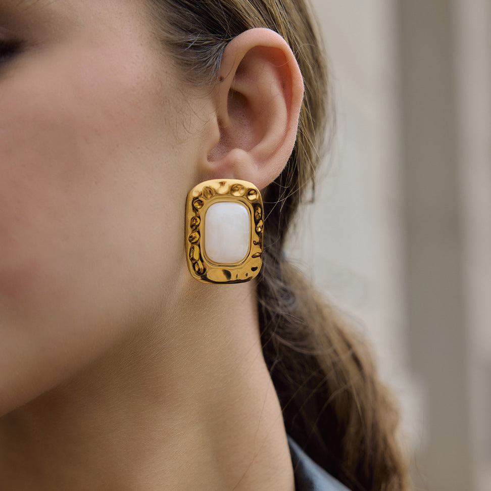 Resin Hammered Frame Stud Earrings