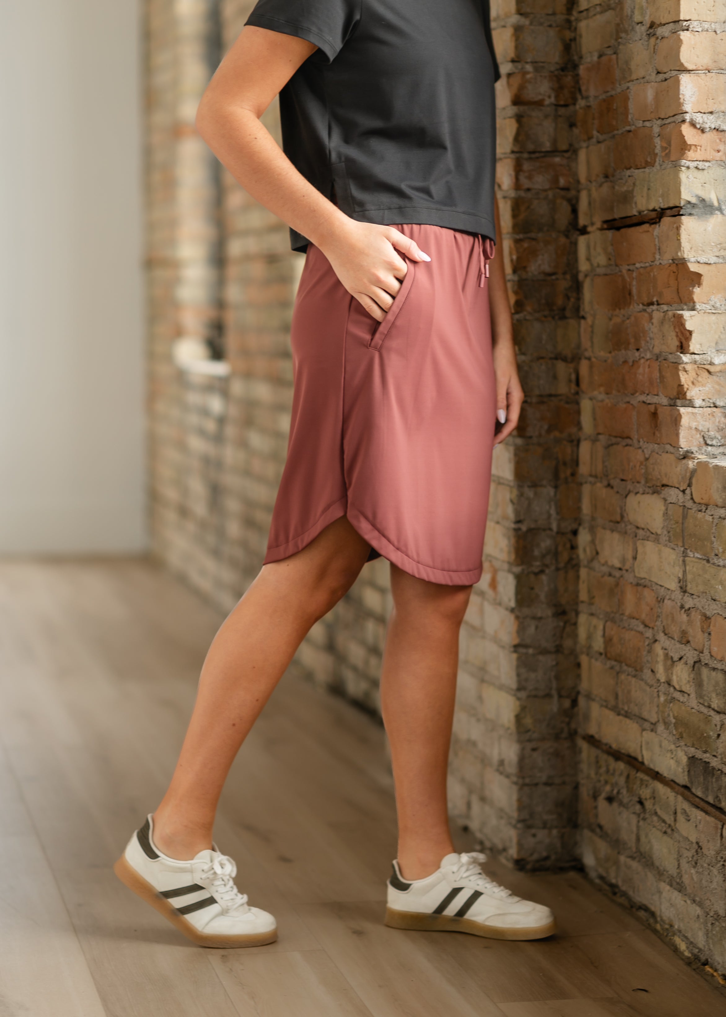 Kenedi Mulberry Athletic Sport Skirt