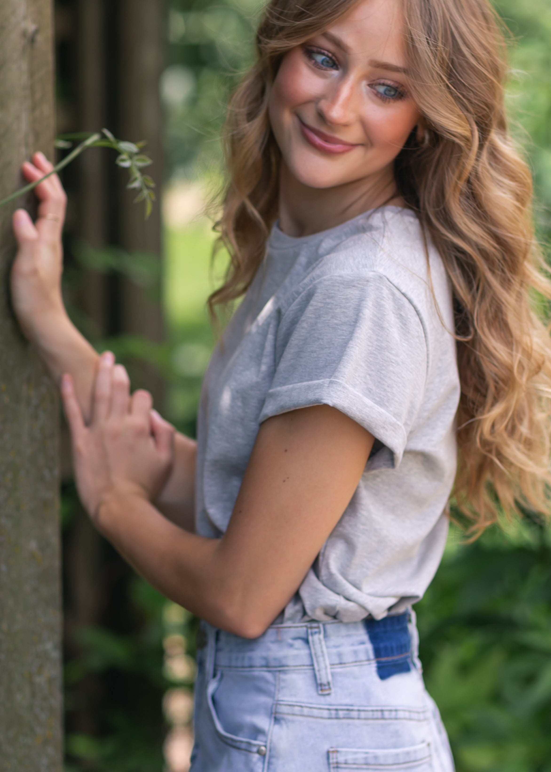 Essential Heather Gray Short Sleeve Basic T-shirt