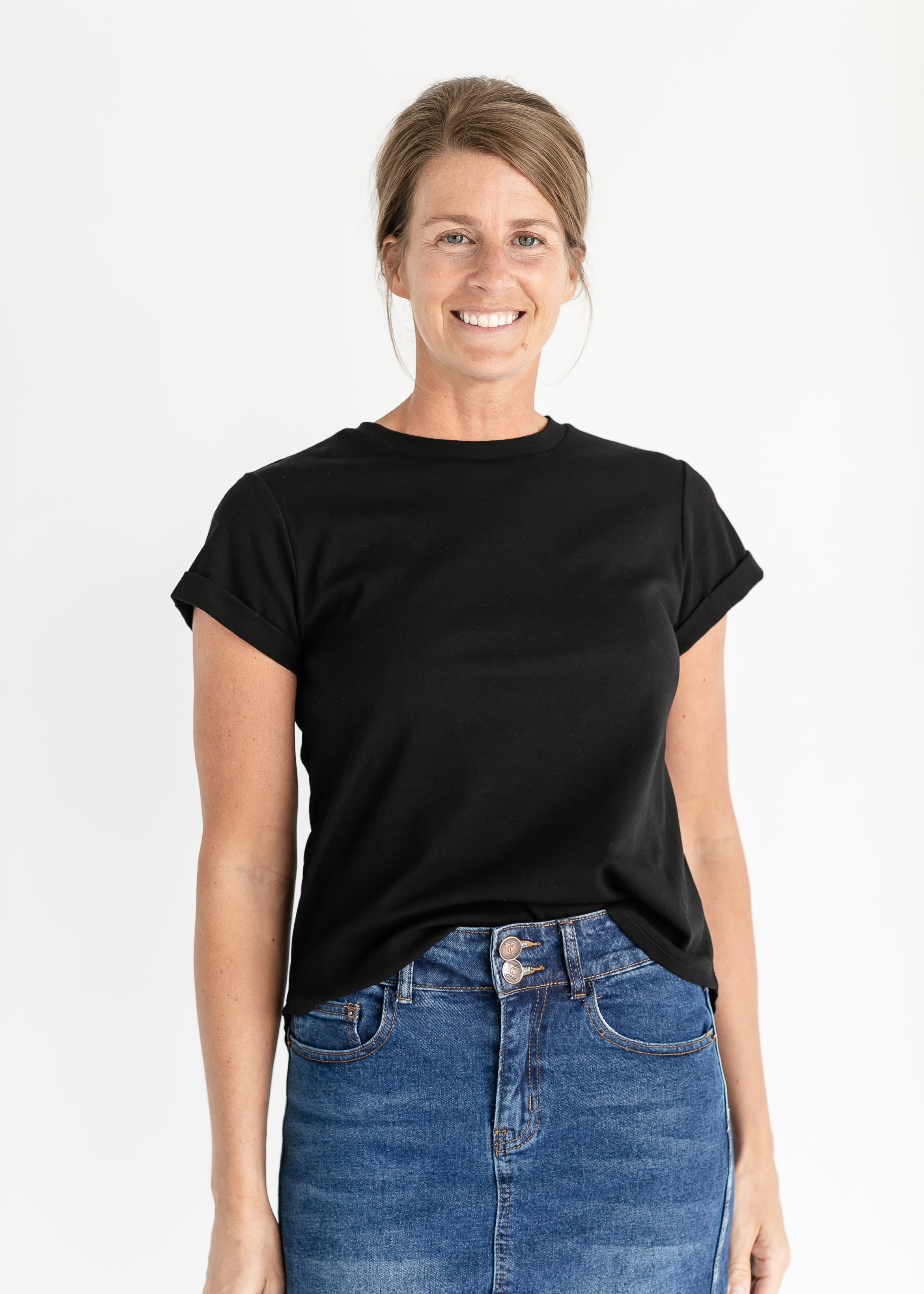 Short Sleeve Essential Basic T-shirt
